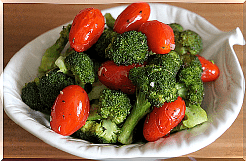 cruciferous vegetables help the liver