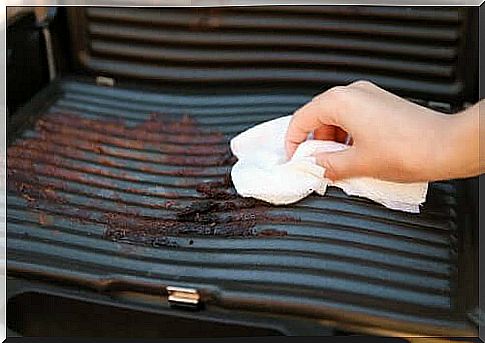 5 steps to cleaning a barbecue