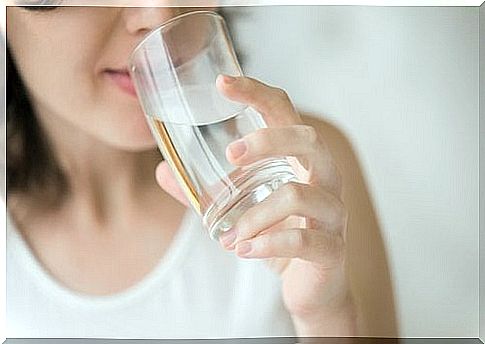 Drink lots of water to maintain brain health