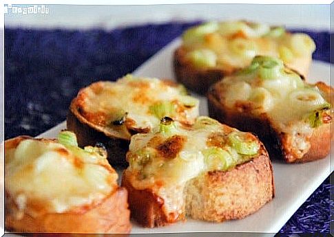 Canapés made from old bread