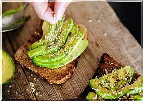 Pregnancy avocados sliced