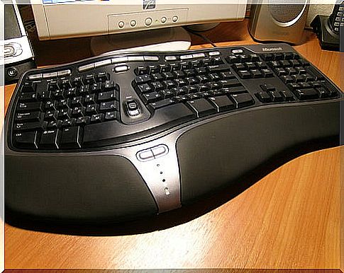 Ergonomic objects to prevent carpal tunnel syndrome