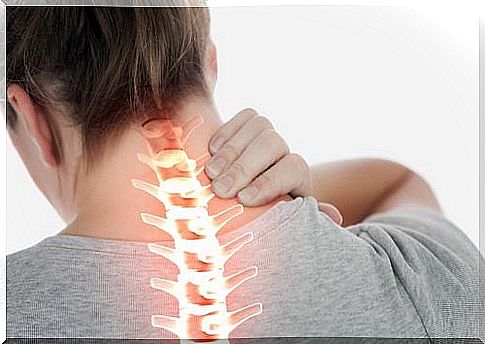 Woman with cervical pain