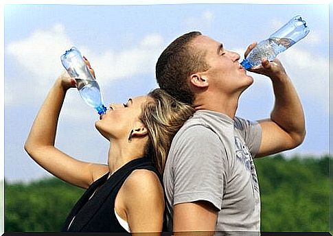 Water helps you lose weight while exercising