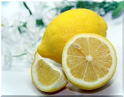 Lemon to reduce abdominal fat