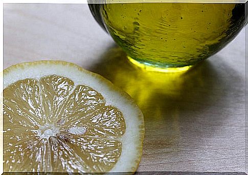 oil-and-lemon