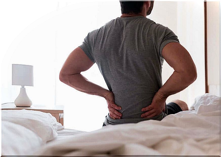 Inflamed Sciatic Nerve: Symptoms and Home Remedies