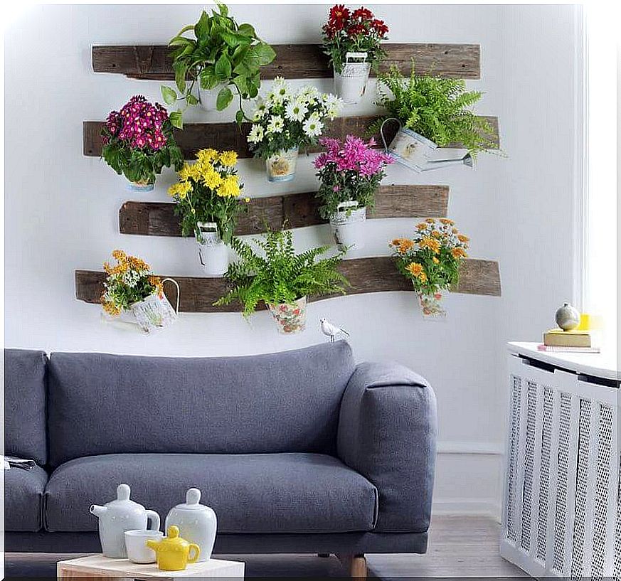 Wall decorated with plants