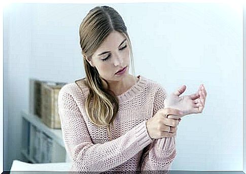 Woman with wrist joint pain